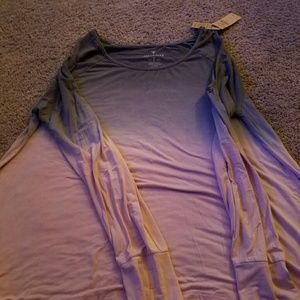 American Eagle shirt